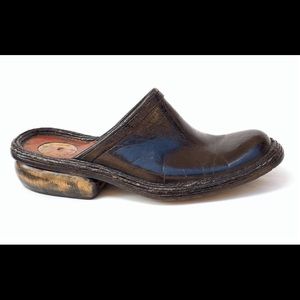 Hand made Italian clogs. Size 8